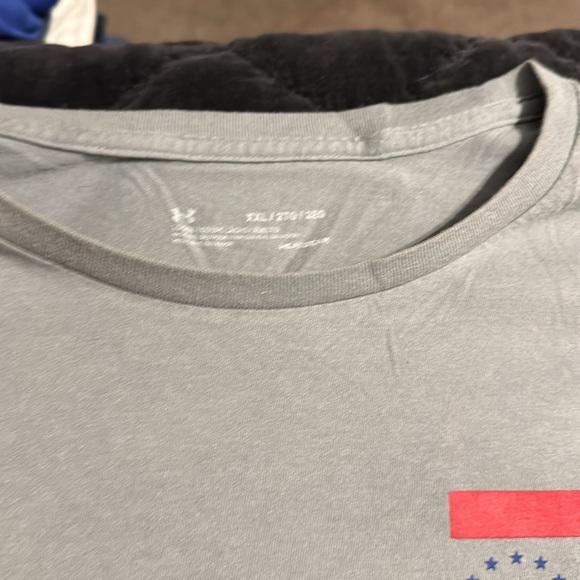 Under Armour, grey freedom T-shirt size XXL. - Picture 3 of 6